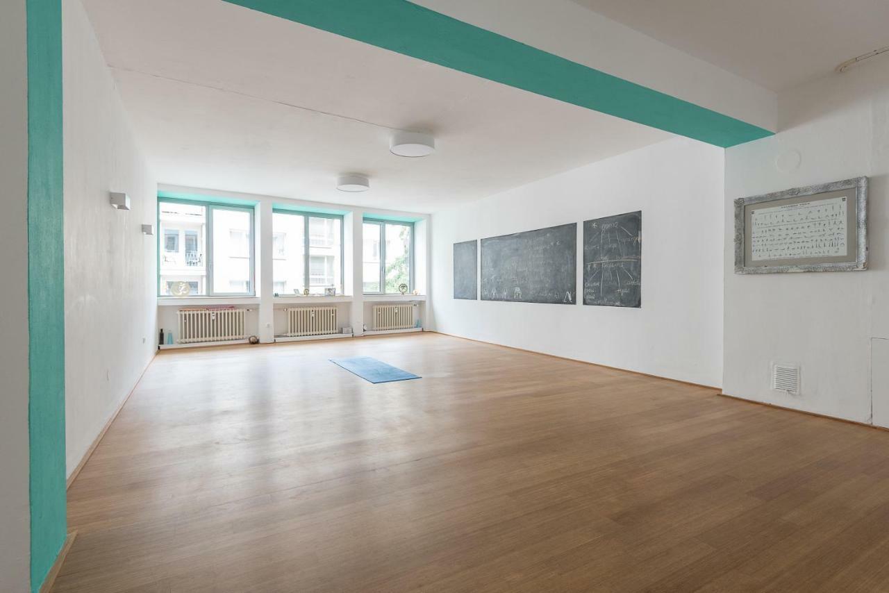 Apartment In Der Yogaschule Κολωνία Εξωτερικό φωτογραφία